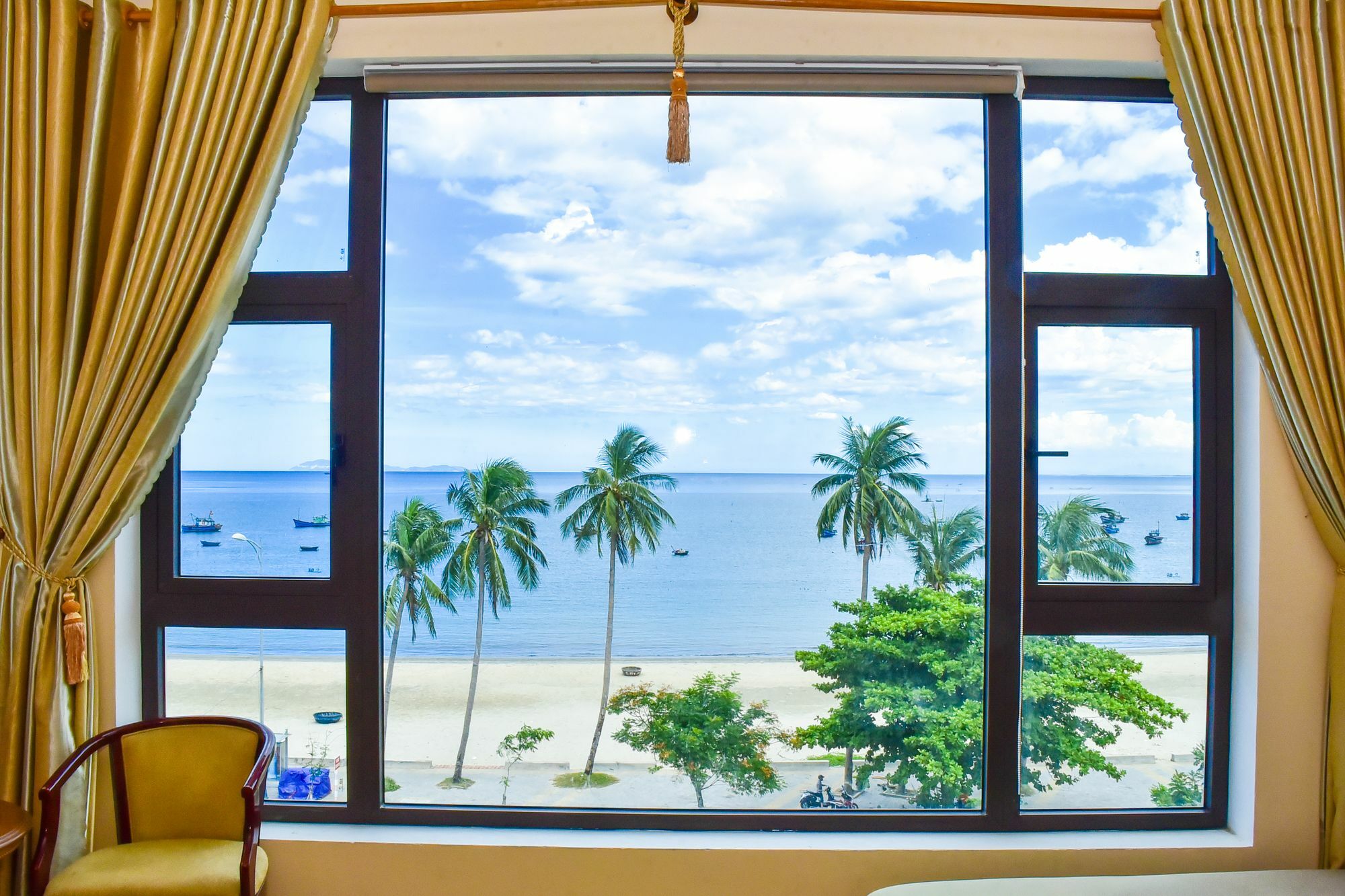 Sea View Dn Hotel ดานัง ภายนอก รูปภาพ